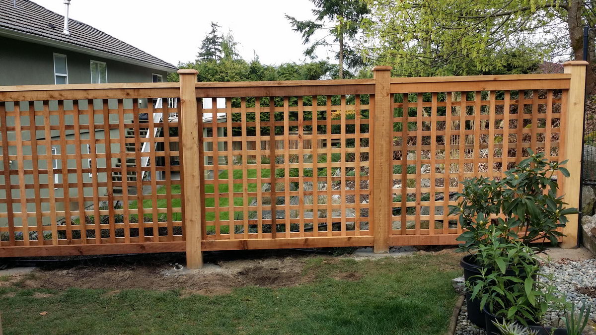 Cedar Fencing, Custom Cedar Fences, Photos, Nanaimo, Campbell River