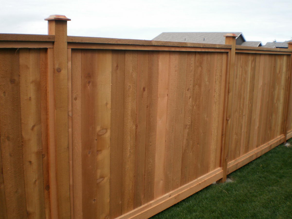 Cedar Fencing, Custom Cedar Fences, Photos, Nanaimo, Campbell River
